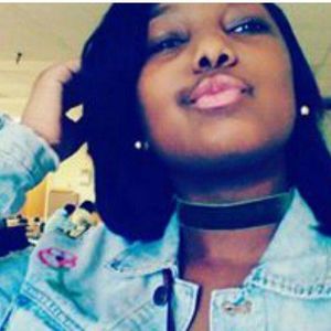 Meet your Posher, Nessa